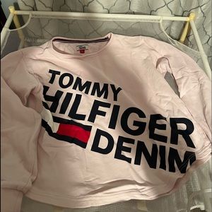 Pink Tommy Hilfiger sweatshirt